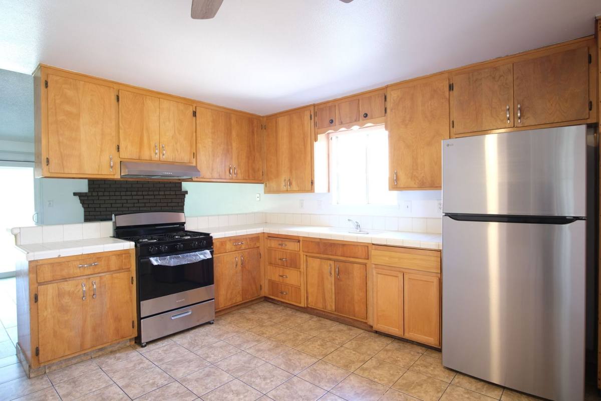 House for rent at 121 Eula Dr, Modesto, CA 95354