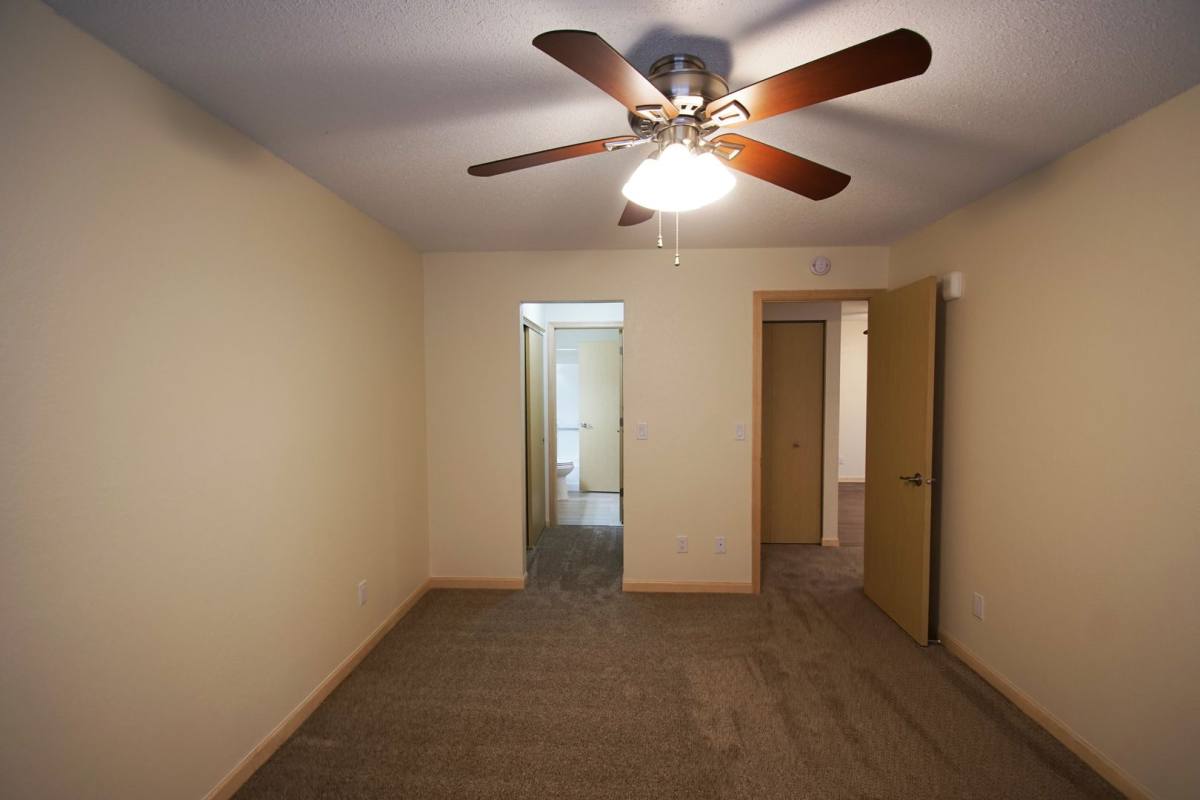 Apartment for rent at 501 E Burnsville Parkway, Burnsville, MN 55337