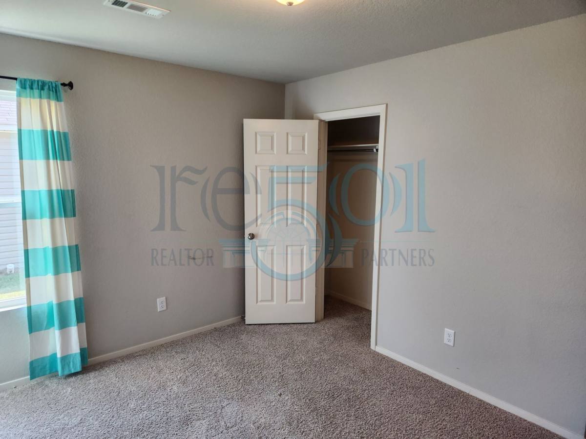 House for rent at 31 Avant Garde Dr, Little Rock, AR 72204