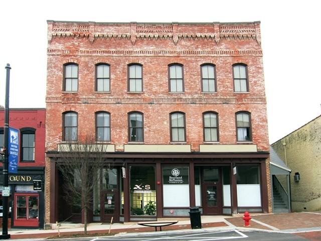 Apartment for rent at 533 Main St, Danville, VA 24541