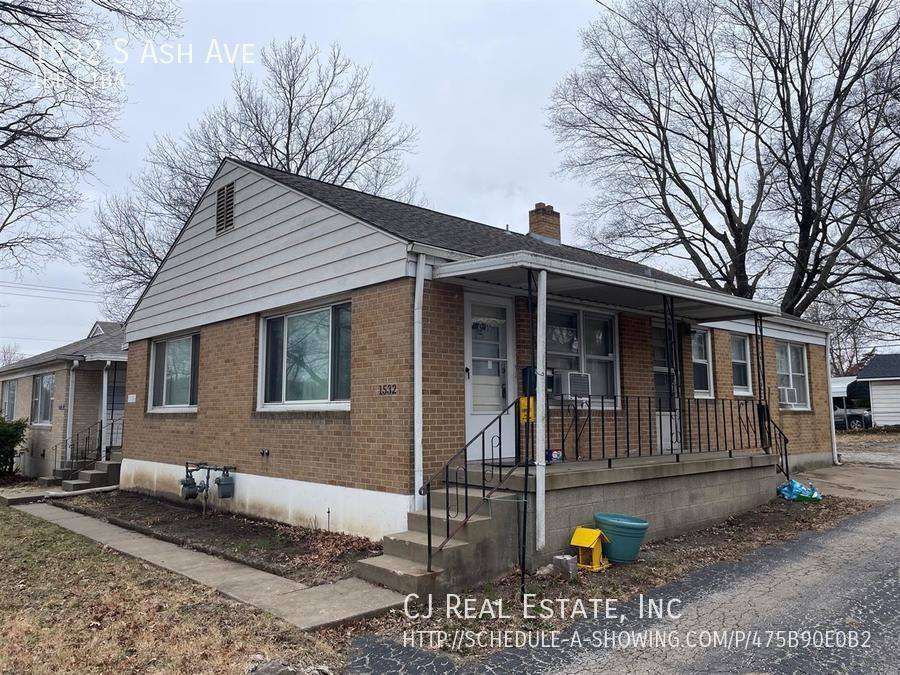 House for rent at 1532 S Ash Ave, Independence, MO 64052