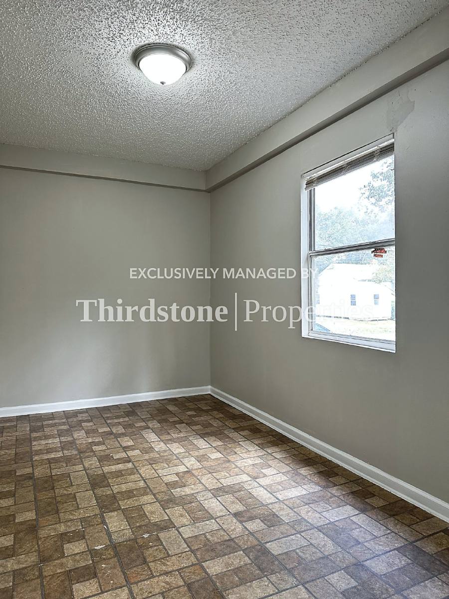 House for rent at 562 W 49th St, Jacksonville, FL 32208