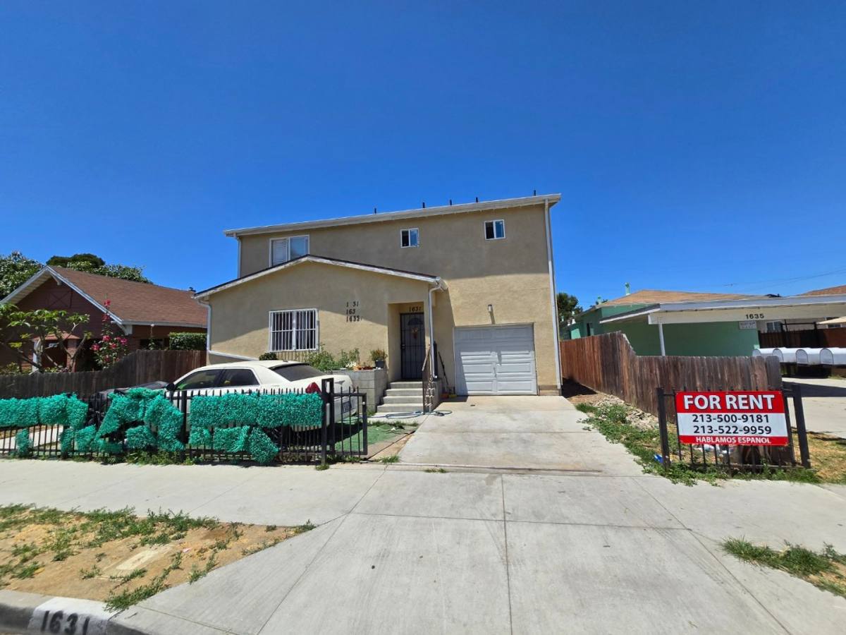 Apartment for rent at 1631 E 85th St, Los Angeles, CA 90001