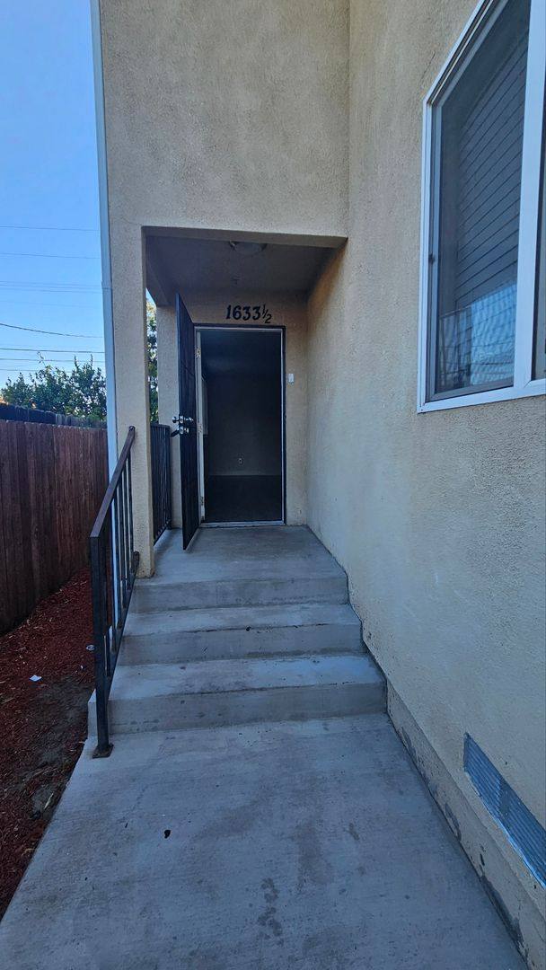 Apartment for rent at 1631 E 85th St, Los Angeles, CA 90001