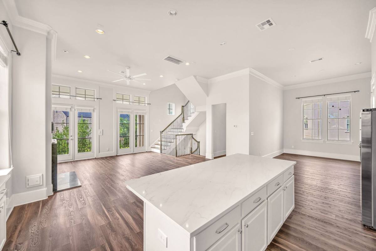 House for rent at 9644 Knight Rd, Houston, TX 77045