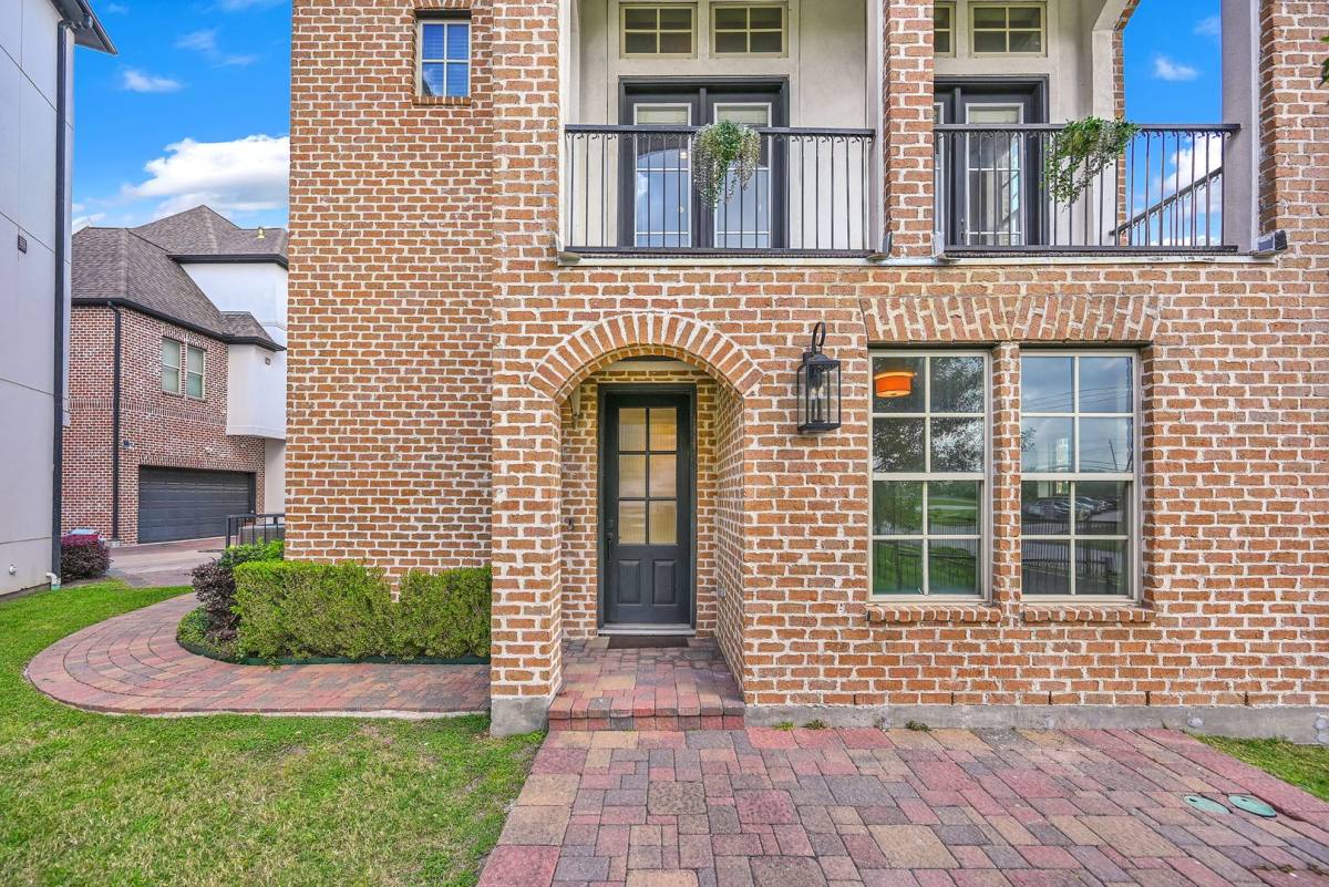 House for rent at 9644 Knight Rd, Houston, TX 77045