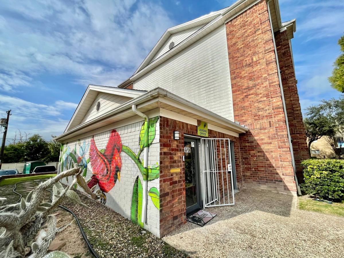 Apartment for rent at 700 Bales Rd, McAllen, TX 78503