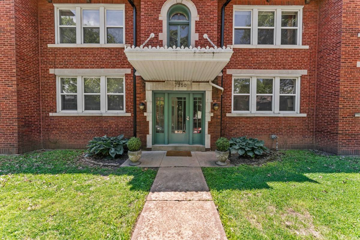Apartment for rent at 7350 Amherst Ave #1E, Saint Louis, MO 63130
