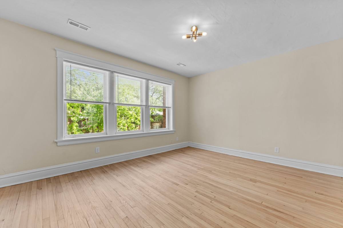 Apartment for rent at 7350 Amherst Ave #1E, Saint Louis, MO 63130