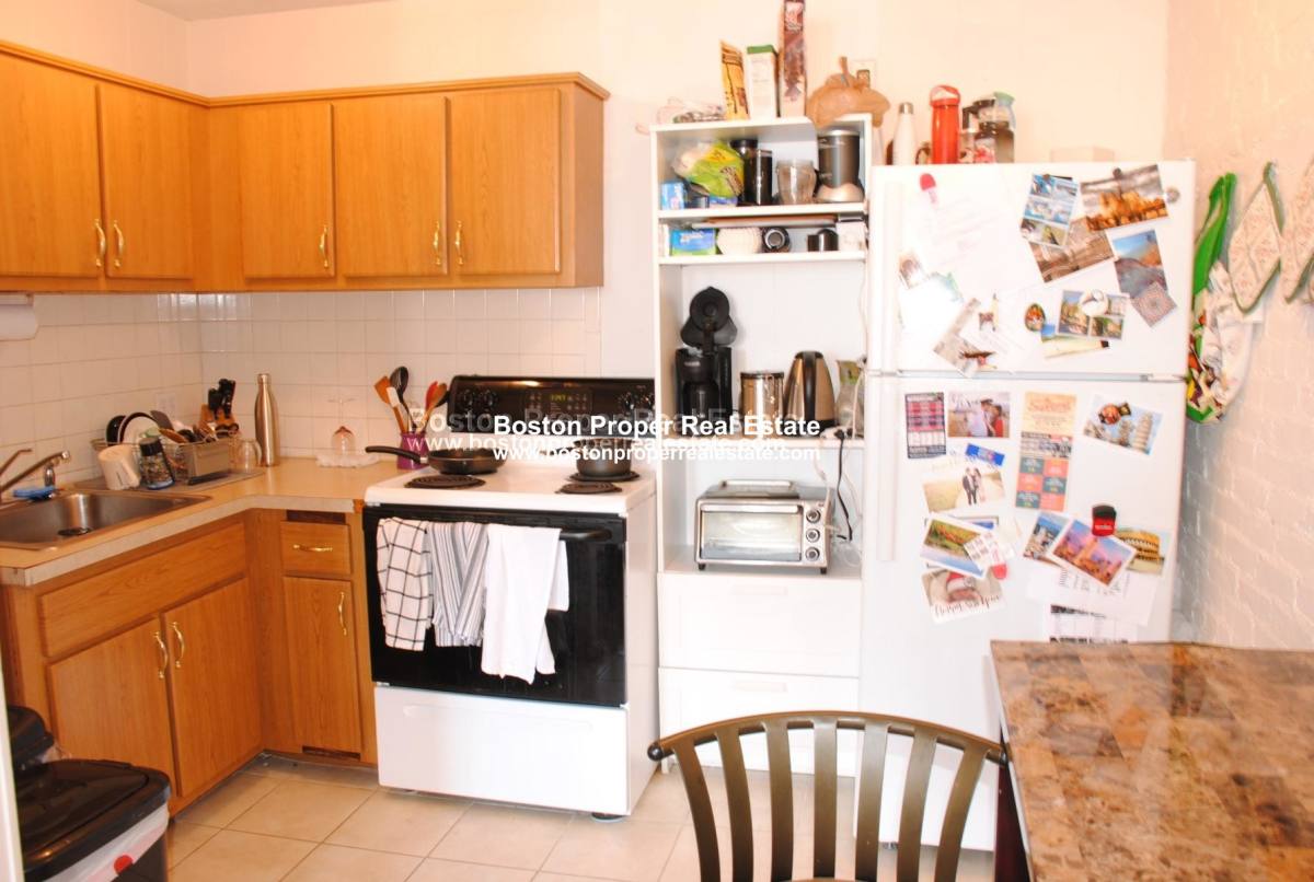 Apartment for rent at 379 Marlborough St #5, Boston, MA 02115