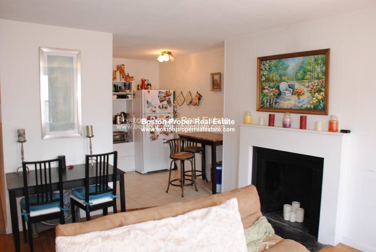 Apartment for rent at 379 Marlborough St #5, Boston, MA 02115