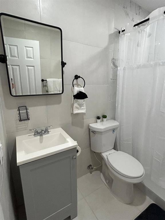 Apartment for rent at 3201 SW 9th Ave, Fort Lauderdale, FL 33315