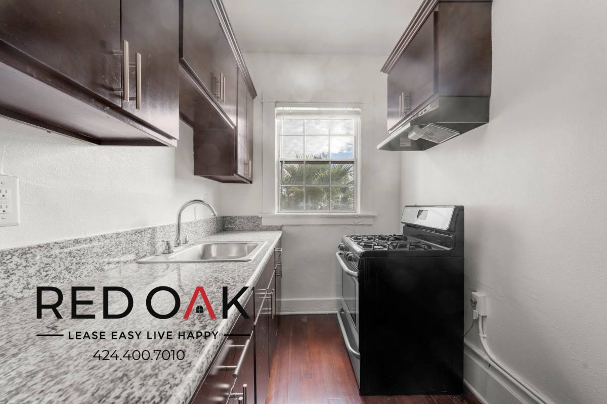 Condo for rent at 1110 S Lake St #107, Los Angeles, CA 90006