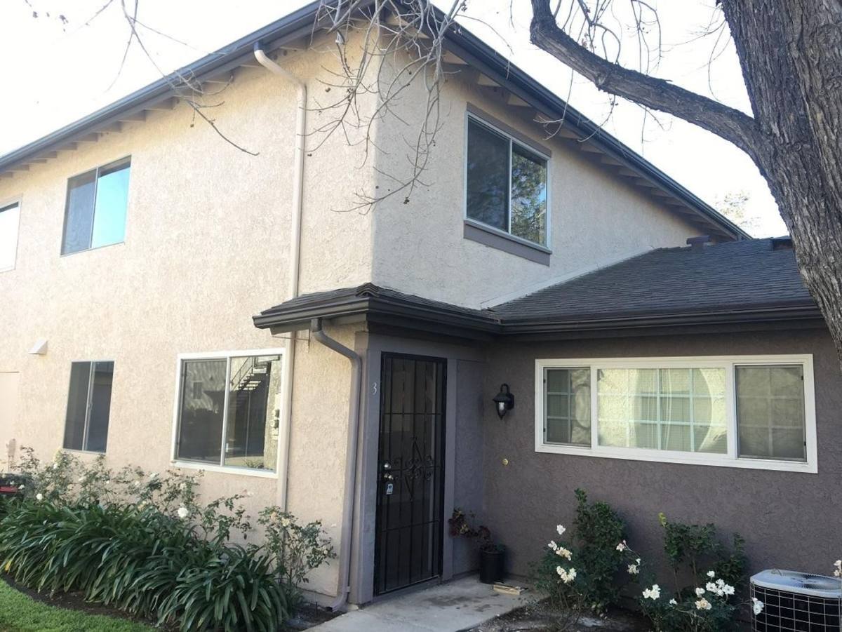 Condo for rent at 2010 Calle La Sombra, Simi Valley, CA 93063