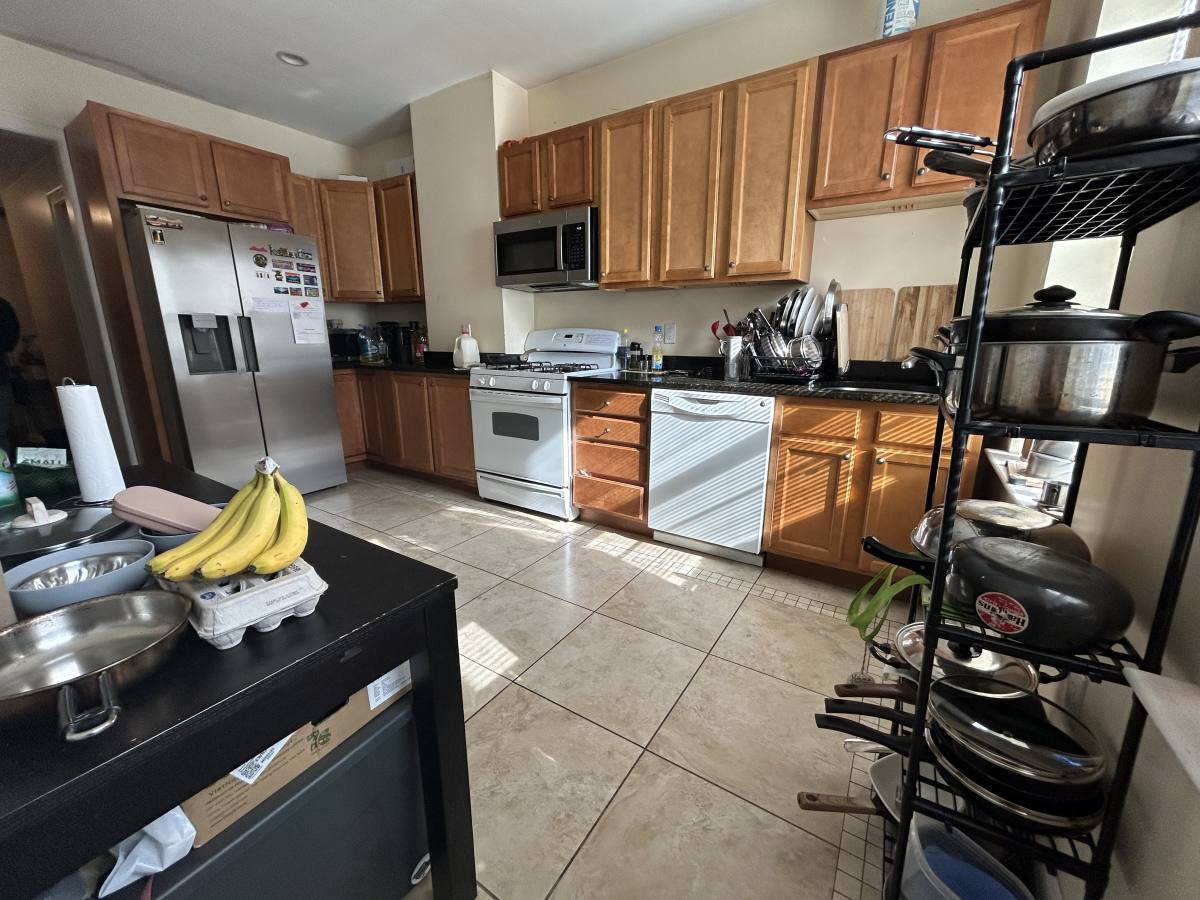 Apartment for rent at 191 Boylston St #1A, Jamaica Plain, MA 02130