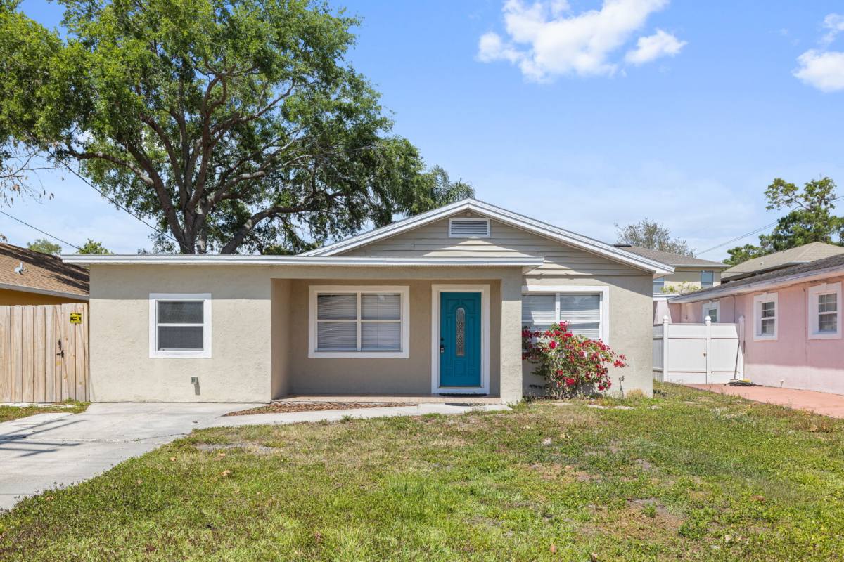 House for rent at 3005 W Kathleen St, Tampa, FL 33607