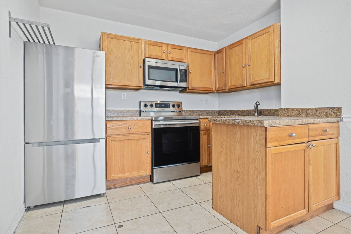 House for rent at 3005 W Kathleen St, Tampa, FL 33607