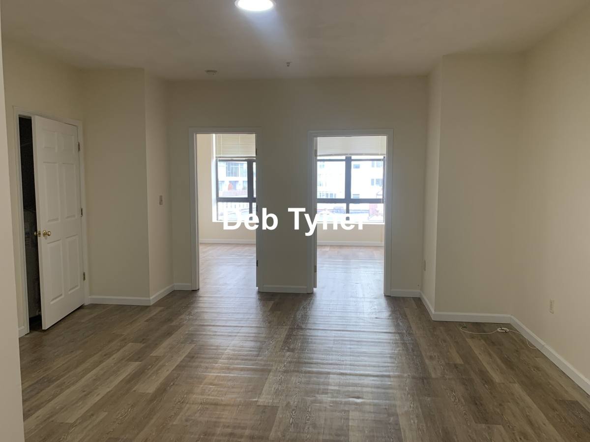 Apartment for rent at 71 Essex St #83, Boston, MA 02111