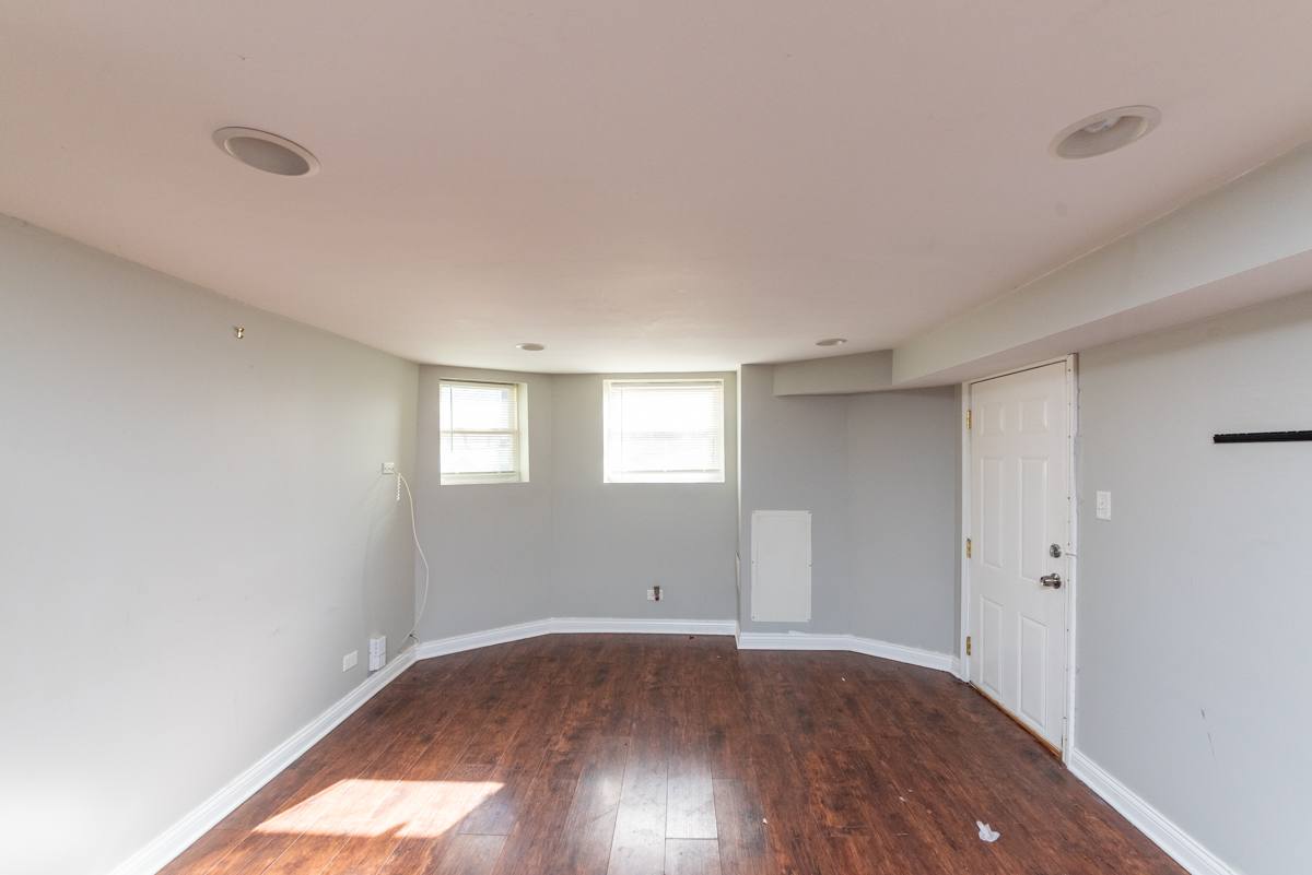 Apartment for rent at 5344 W Eddy St #G, Chicago, IL 60641
