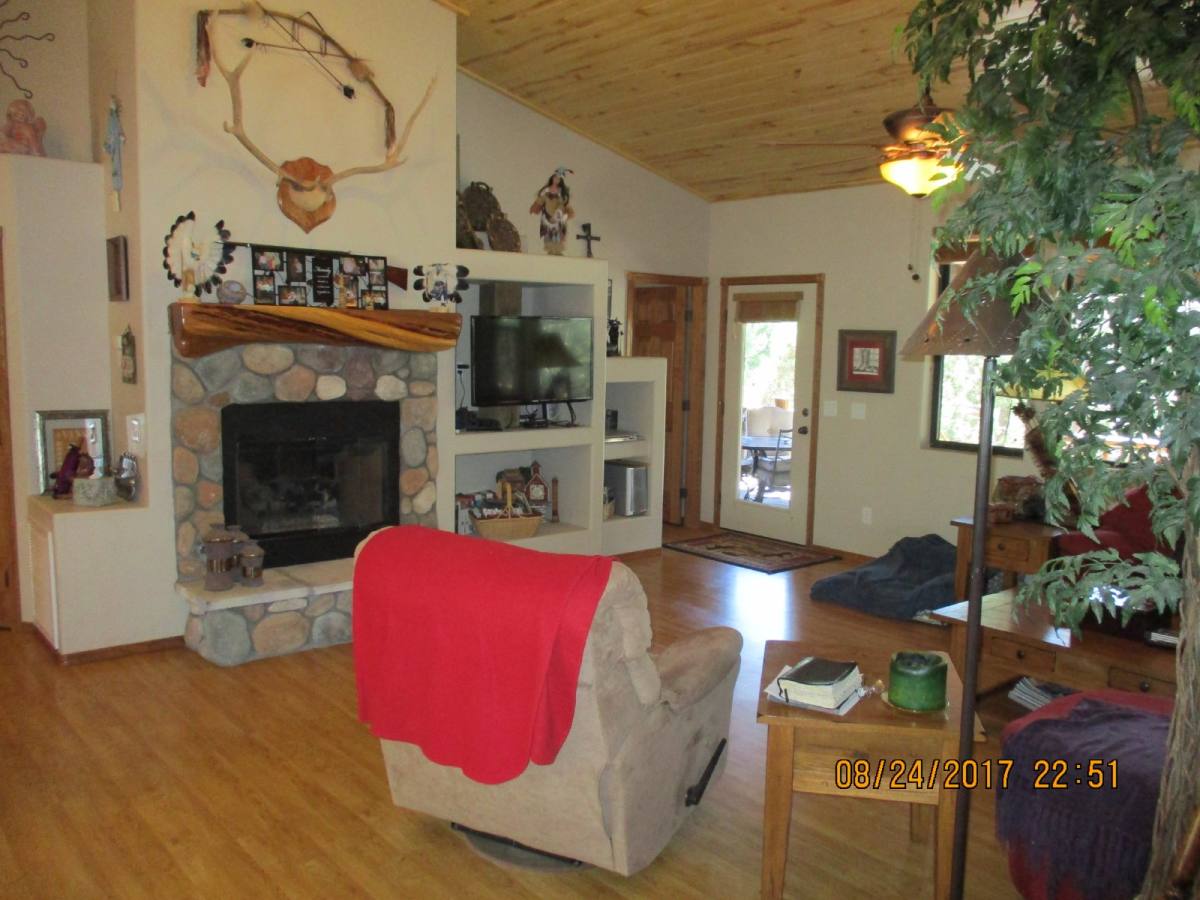 House for rent at 1561 N Mustang Run, Show Low, AZ 85901