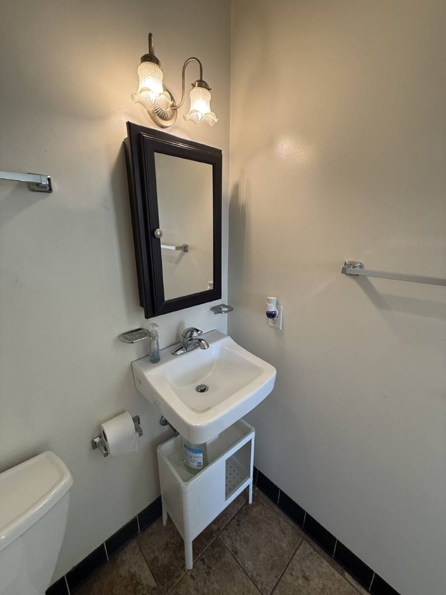 Townhouse for rent at 201 Glendale Ave #B, Norfolk, VA 23505