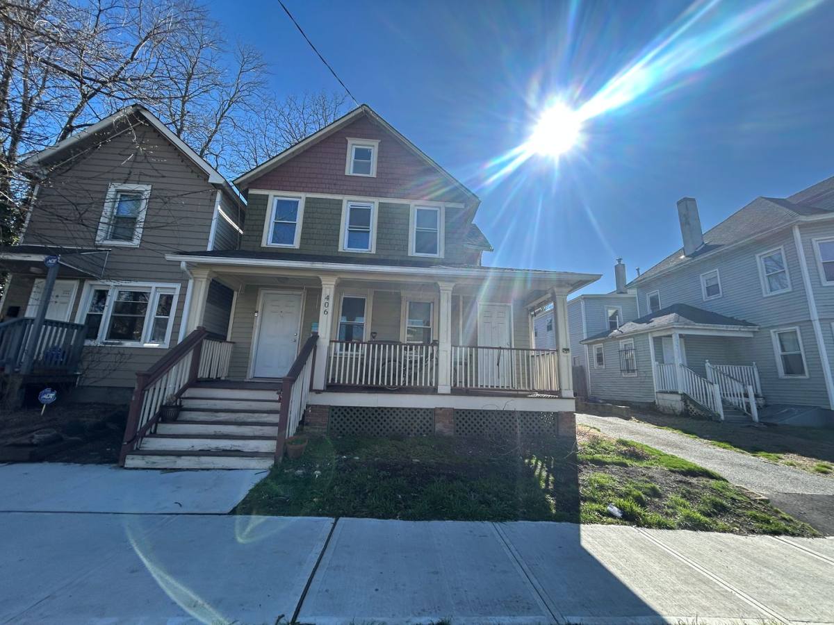 House for rent at 406 Comstock Ave, Asbury Park, NJ 07712