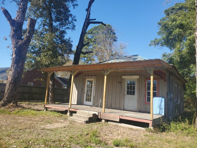 House for rent at 614 4th Ave, Oberlin, LA 70655