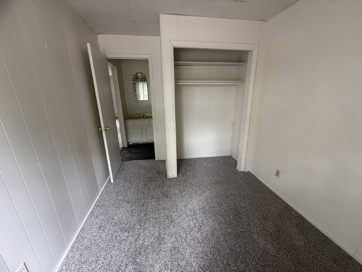Apartment for rent at 813 N University St #3, Seminole, OK 74868