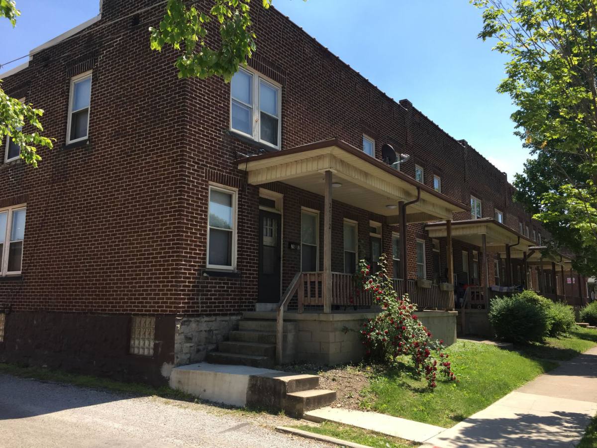 Apartment for rent at 2498 Indianola Ave, Columbus, OH 43202