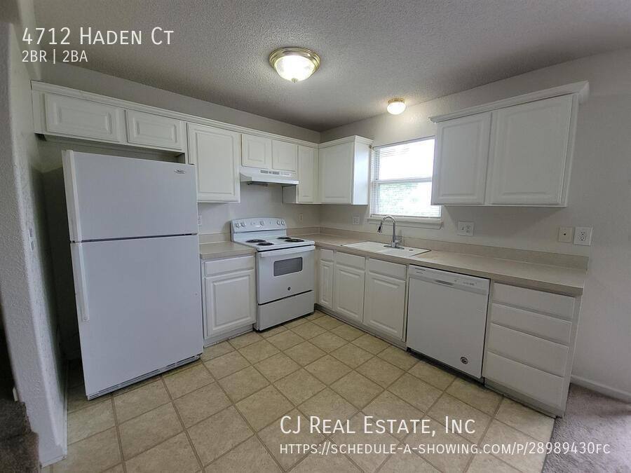 Townhouse for rent at 4712 Haden Court, Kansas City, MO 64136