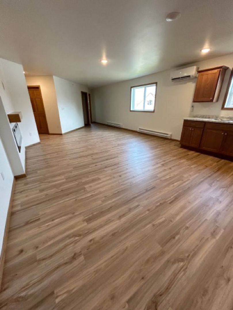 Apartment for rent at 1520 Chase St, La Crosse, WI 54601