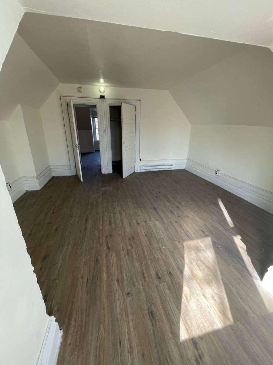 Apartment for rent at 7307 Idlewild St #1, Pittsburgh, PA 15208