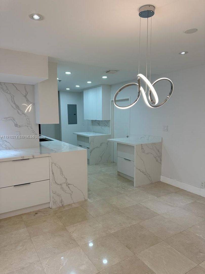 Apartment for rent at 251 Crandon Blvd, Key Biscayne, FL 33149