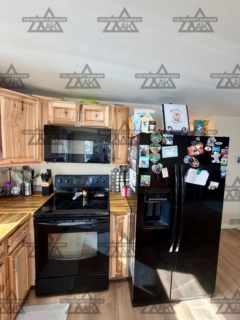 House for rent at 1600 Market St, Fairbanks, AK 99709