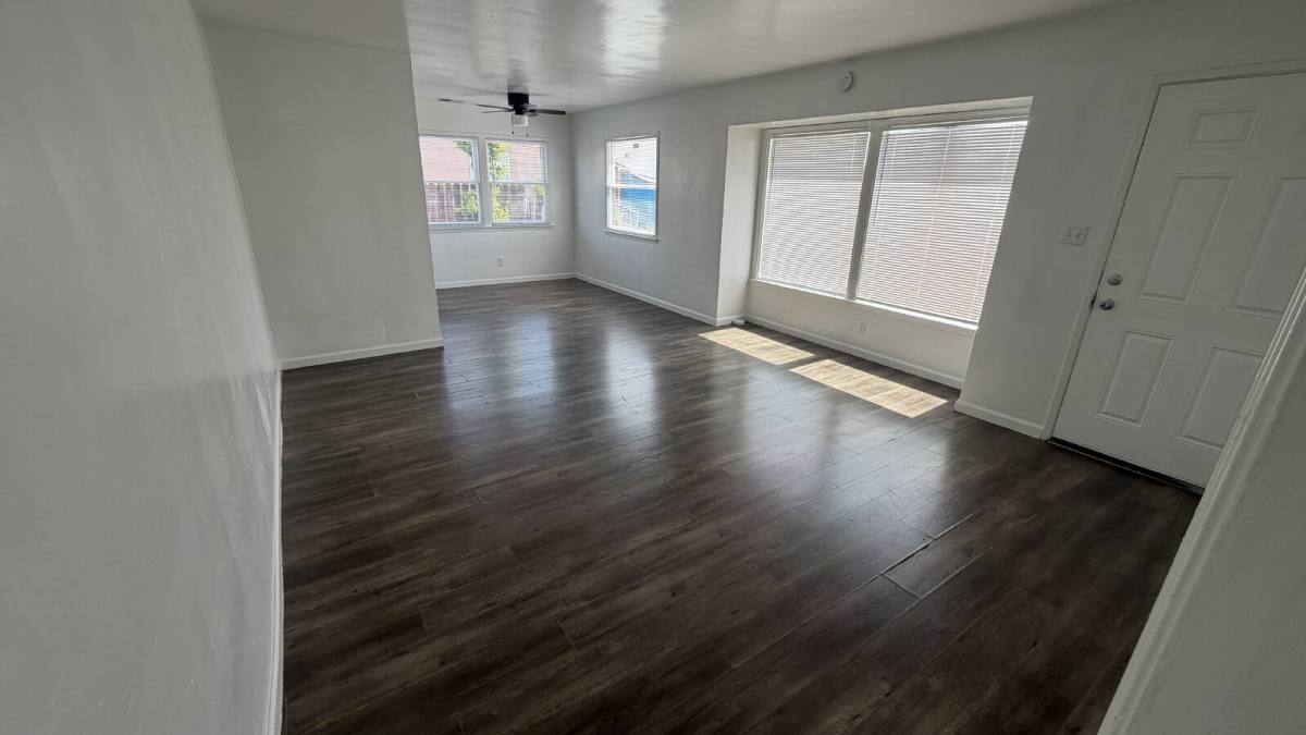 House for rent at 1400 Maitland Dr, Bakersfield, CA 93304