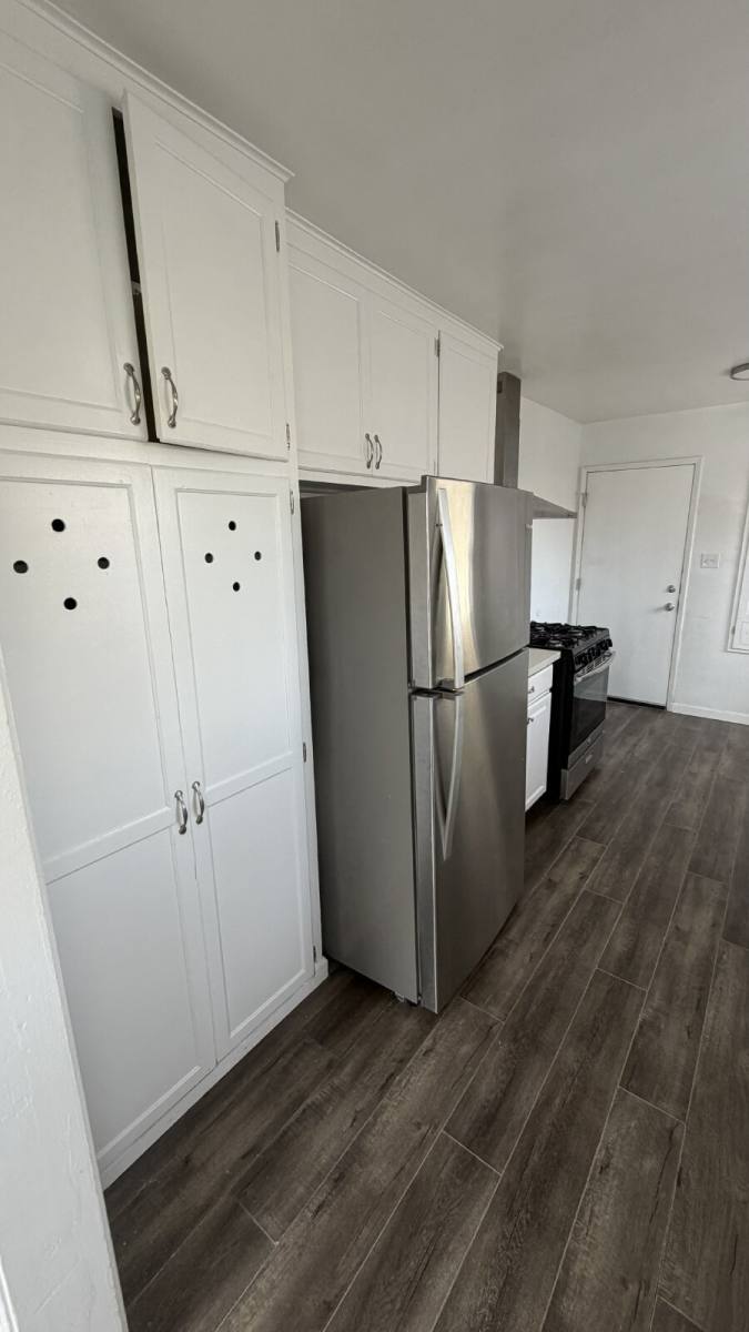 House for rent at 1400 Maitland Dr, Bakersfield, CA 93304