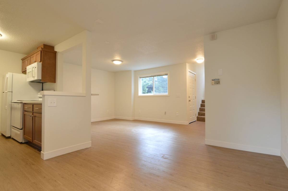 Apartment for rent at 1820-22 NE Lombard, Portland, OR 97211