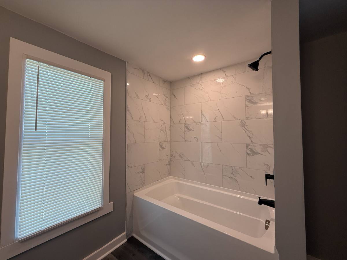 House for rent at 23391 Mooresville Rd, Athens, AL 35613