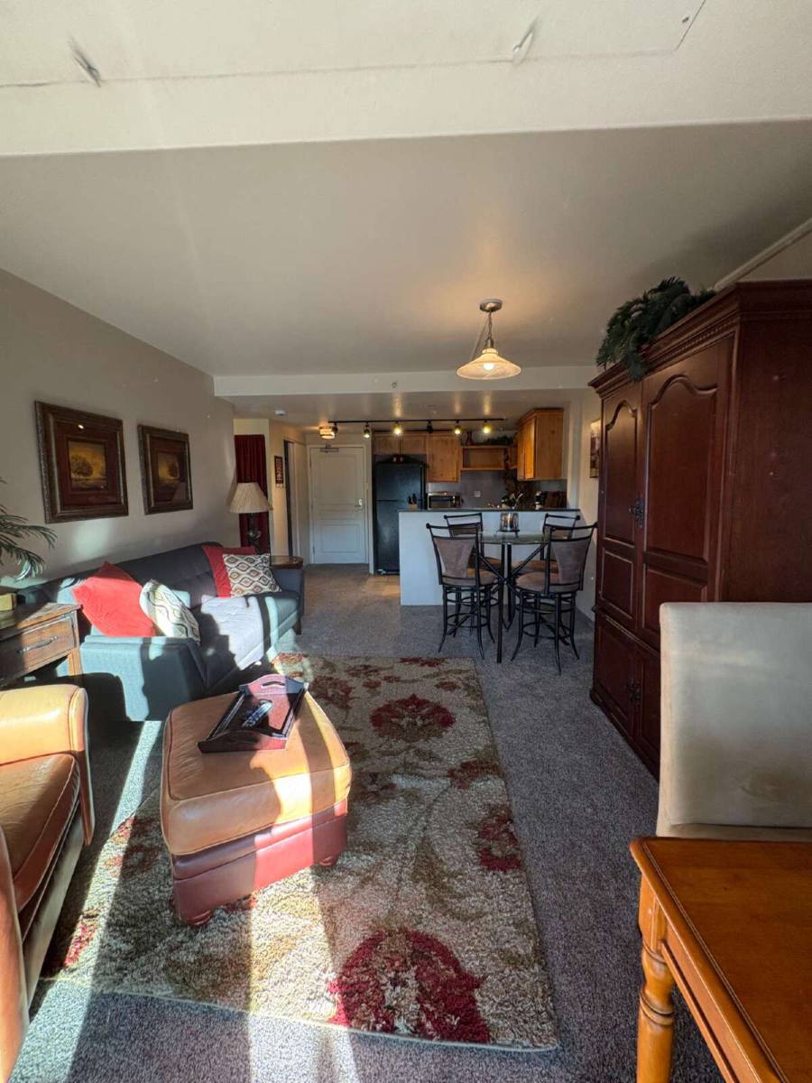Condo for rent at 417 E Kiowa St #602, Colorado Springs, CO 80903