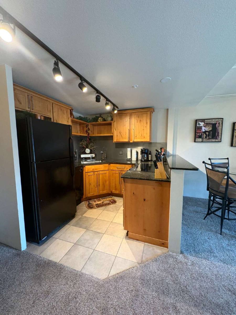 Condo for rent at 417 E Kiowa St #602, Colorado Springs, CO 80903