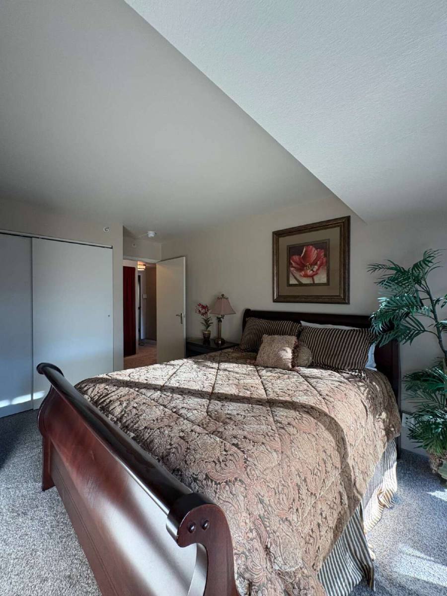 Condo for rent at 417 E Kiowa St #602, Colorado Springs, CO 80903