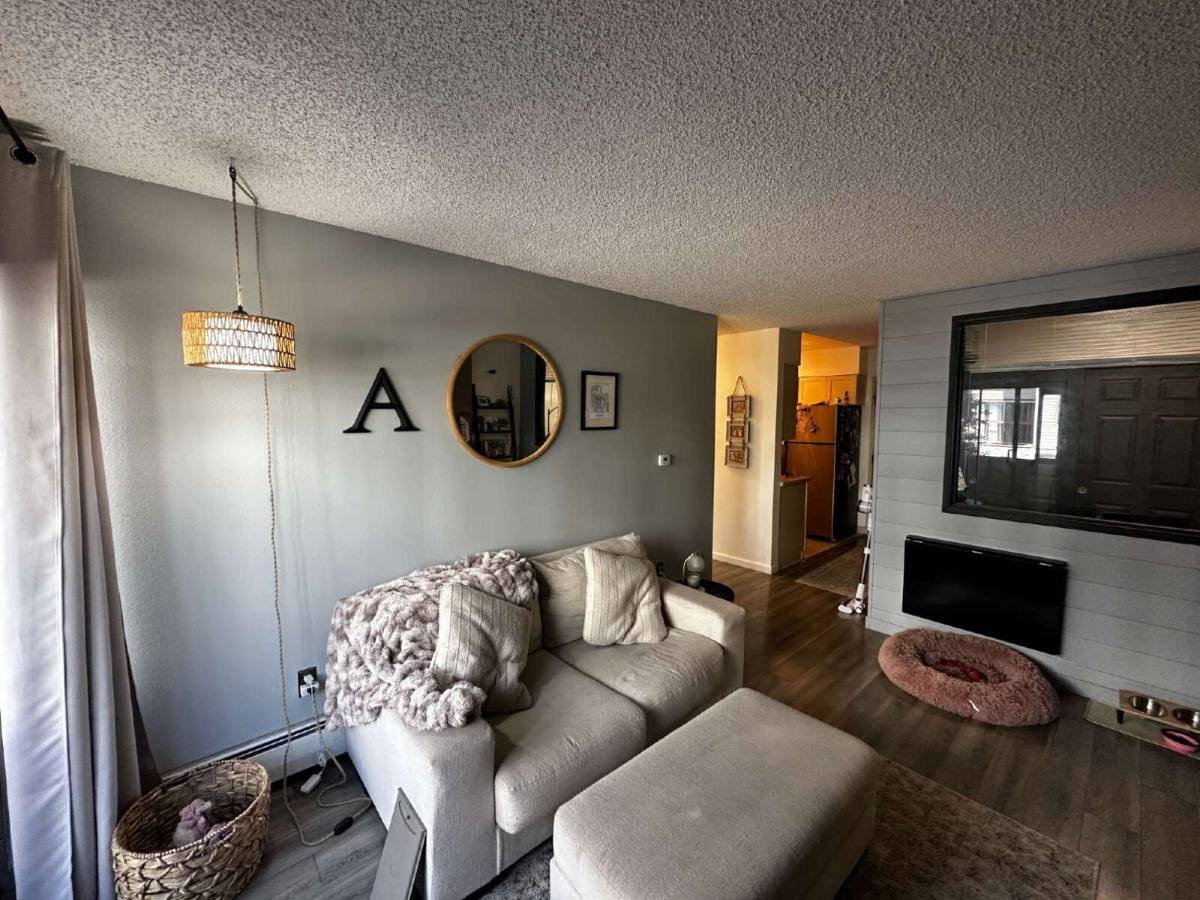 Condo for rent at 4110 E Hale Parkway #2C, Denver, CO 80220