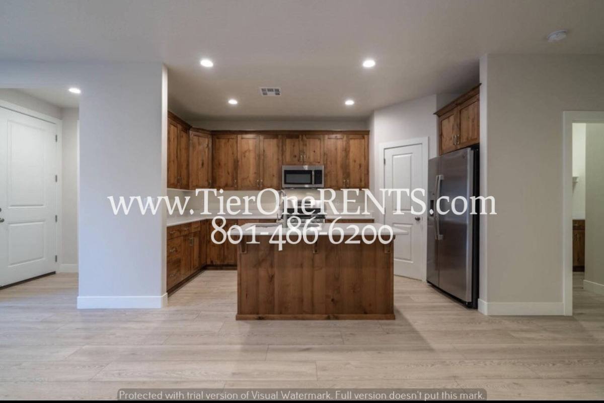 Townhouse for rent at 1188 N Dorado Alley, Washington, UT 84780