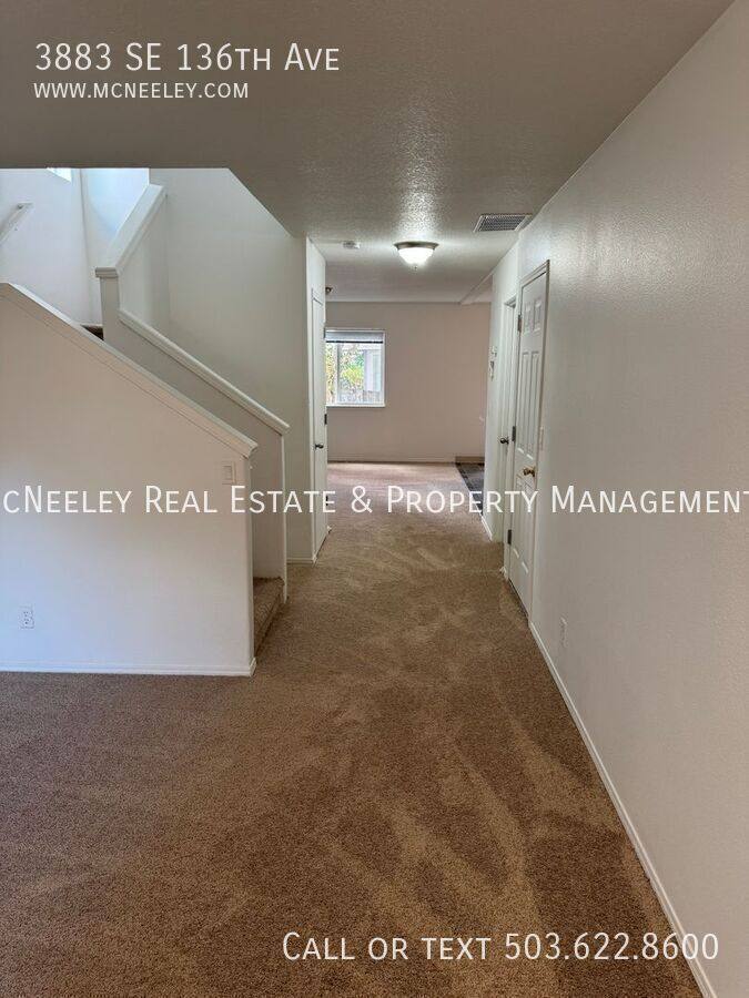 House for rent at 3883 SE 136th Ave, Portland, OR 97236