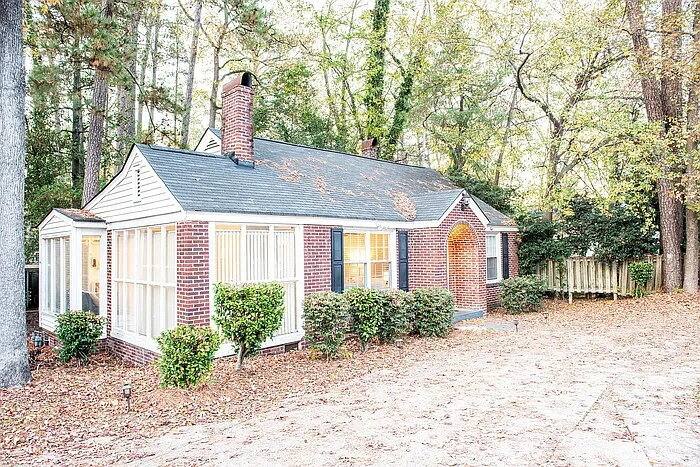 House for rent at 3019 Forest Dr, Columbia, SC 29204