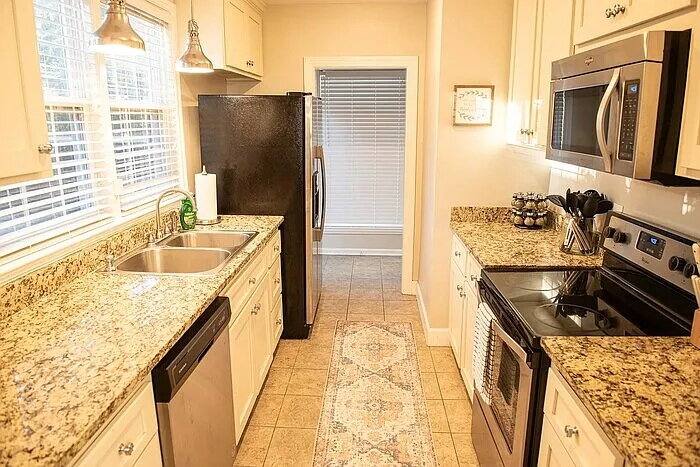 House for rent at 3019 Forest Dr, Columbia, SC 29204