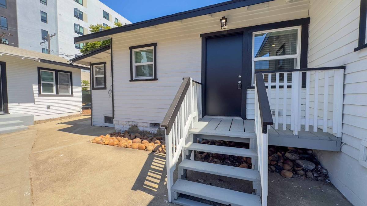 Apartment for rent at 4340-4342 Georgia St, San Diego, CA 92103