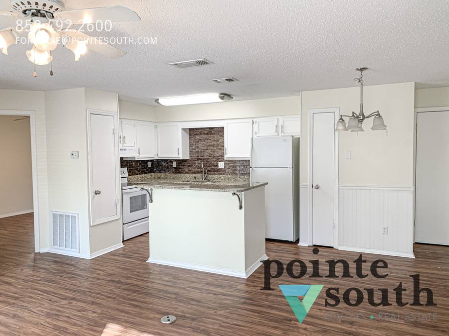Apartment for rent at 5608 Cottage Hill Rd #214, Mobile, AL 36609