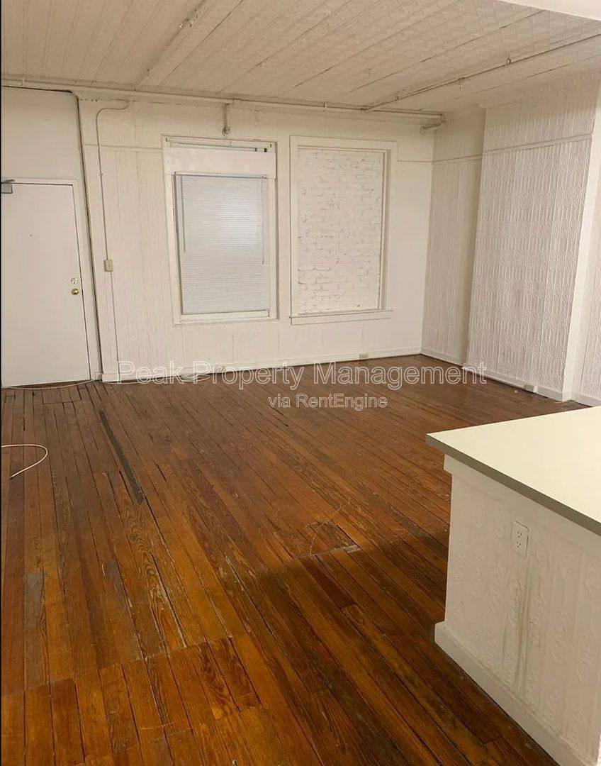 Apartment for rent at 308 W Broad St, Richmond, VA 23220