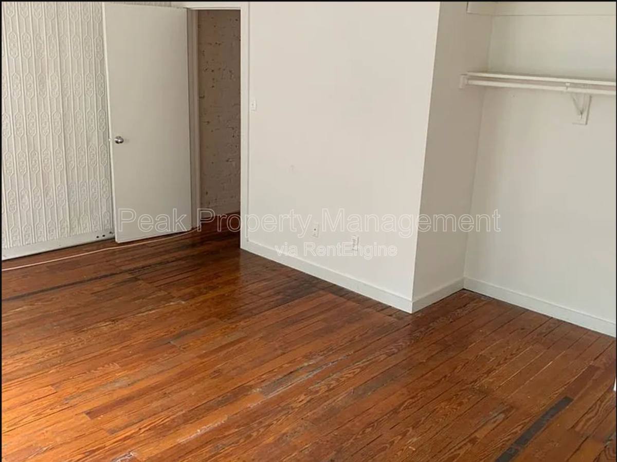 Apartment for rent at 308 W Broad St, Richmond, VA 23220